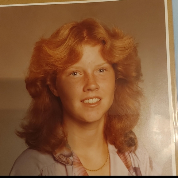 Meet your Posher, April - Picture 12 of 12